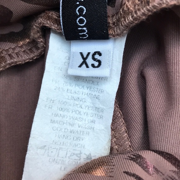 🔻NWOT Onzie Animal Foil Midi Legging XS - Picture 9 of 9